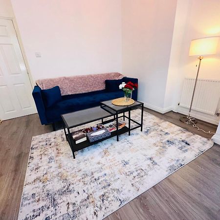 A Modern 2 Bedroom Seaside Apartment Гастингс Экстерьер фото